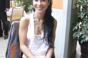 Valeria Rivera No Oculta su Felicidad