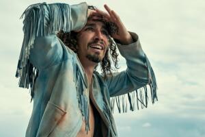 Klaus the umbrella academy tercera temporada.jpg