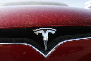 2020 Tesla model x, r m