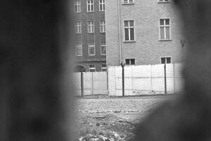 Latent Fissures