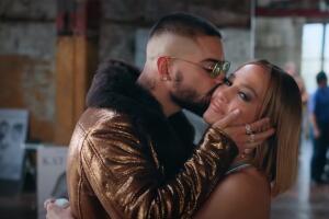 marry me maluma y jlo.jpg