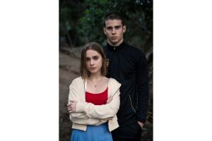 a traves de mi ventana protagonistas.jpg