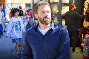JLo y Ben Affleck: el actor se va de compras con Emme y Seraphina para elegir disfraces de Halloween 