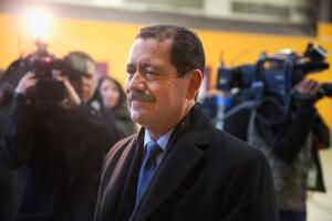 El representante Jesús “Chuy” García dijo cuando el presidente Trump optó “por restar importancia al virus”,  condujo al país a la "crisis” que el país enfrenta en la actualidad. 
