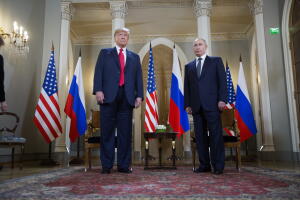 Trump Putin banderas