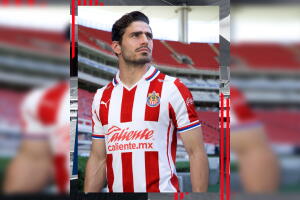 Uniforme Chivas.jpg
