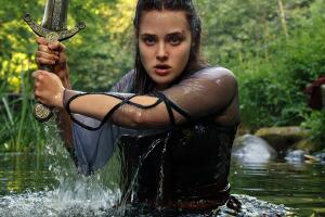 nimue-katherine-langford-cursed-2020-01.jpg