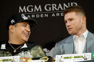 Canelo y Reynoso