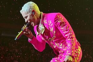 Christian Chávez interpretó la canción 'Tu Amor' acompañado del Mariachi Internacional Tapatío De Alvaro Paulino.