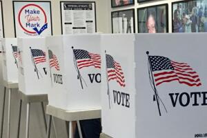 Primer día de votación anticipada en el condado de Los Ángeles, en Norwalk.