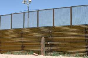 Border 3