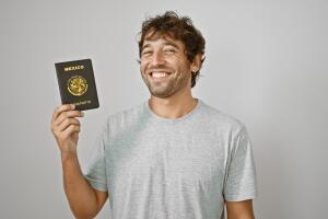 ¿Cómo tramitar o renovar el pasaporte mexicano en el consulado?