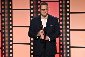 Brendan Fraser Grosby (5).jpg