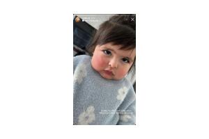 Inti, hija de Nodal y Cazzu, enternece las redes.