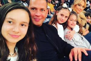 Jennifer López y las hijas de Alex Rodríguez