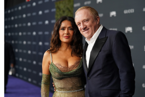 salma-hayek-esposo-gala-lacma-art-film-2022.png