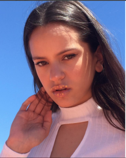 Me Dio Mucha Rabia Su Novio La Dejo Por Una Amiga Y Ella Escribio Una Cancion Para Desquitarse A letra de a ella por karol g foi traduzida em 10 idiomas. su novio la dejo por una amiga y ella