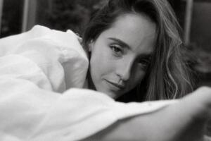 eva luna premio lo nuestro 2024.jpg