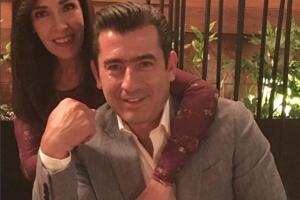 Sharis Cid y esposo