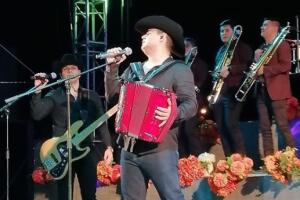 ALFREDO OLIVAS 3.jpg