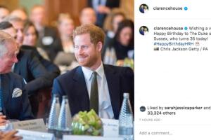 Carlos de Gales felicita al príncipe Harry