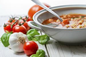 sopa-de-tomate-y-papa-2.jpg