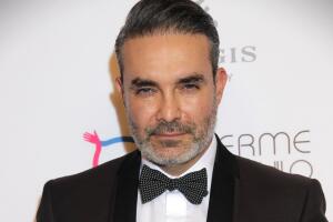 MAURICIO ISLAS 1.jpg