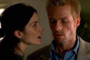 memento-carrie-anne-moss-guy-pearce
