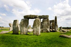 stonehenge.jpg