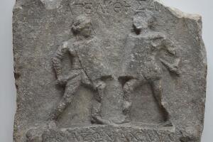 relieve-gladiadoras-roma-halicarnaso.jpg