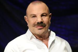 Muere Thierry Mugler a los 73 años: el diseñador de las estrellas
