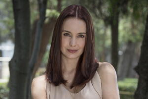 Alejandra Barros interpreta a Jacqueline Acosta
