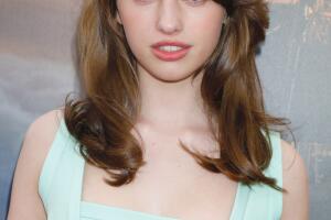 - Ever Anderson, la hija mayor de Milla Jovovich que protagoniza ‘Peter Pan & Wendy’ (3).jpg