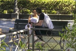 Así se les captó a JLo y Ben Affleck en Gran Canaria. 