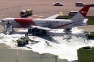 Avión se incendia en aeropuerto de Ft. Lauderdale.