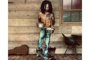 lenny kravitz abs instagram.jpg