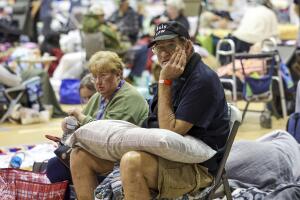 Huracán Milton: Habilitan nuevos refugios por las evacuaciones masivas