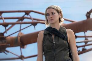 Divergent