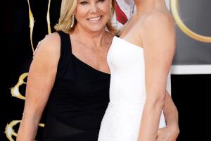 charlize_theron_y_su_madre.jpg