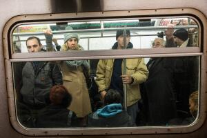 Pasajeros en el metro de Nueva York