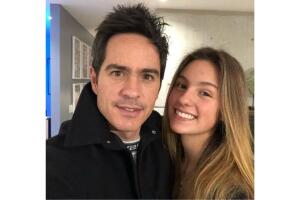Mauricio Ochmann y su hija (2).jpg