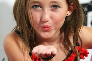 noah-cyrus-6.jpg