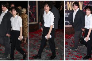 Emme Muñiz se deja ver de la mano de un jovencito