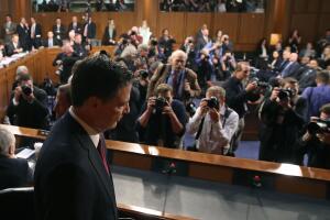 James Comey en el senado