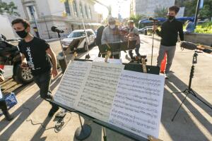 CORONAVIRUS-NUEVA YORK-ORQUESTA