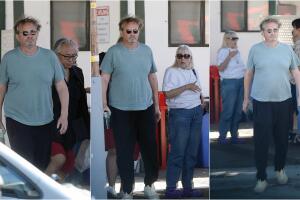 A Matthew Perry se le vio saliendo del restaurante Apple Pan de Los Ángeles.