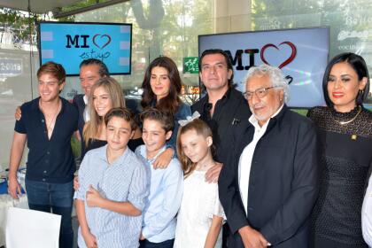 Recuerdas Al Tierno Gansito De Mi Corazon Es Tuyo Esta Enorme Y Muy Cambiado Famosos Univision Recuerdas Al Tierno Gansito De Mi Corazon Es Tuyo Esta Enorme Y Muy Cambiado Famosos Univision