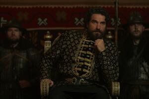 Marcin Dorocinski as King Yaroslav in episode 202 of Vikings Valhalla. Cr. Courtesy of Netflix.jpg