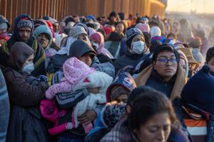 Migrantes en la frontera EEUU México