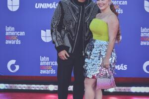 latin-american-music-awards-2023-parejas-famosos (4).jpg